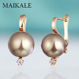 Stud Earrings With Pearl