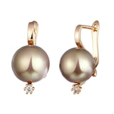 Stud Earrings With Pearl