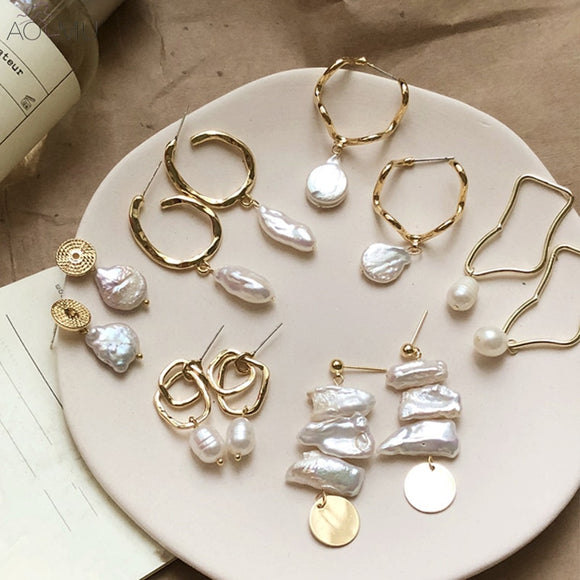 Natural Freshwater Pearl Stud Earrings